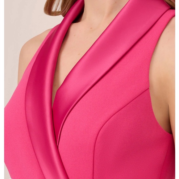 NWOT Sleeveless Crepe Jumpsuit with Tuxedo Collar in Cabaret Pink - Size 6 - Picture 3 of 9